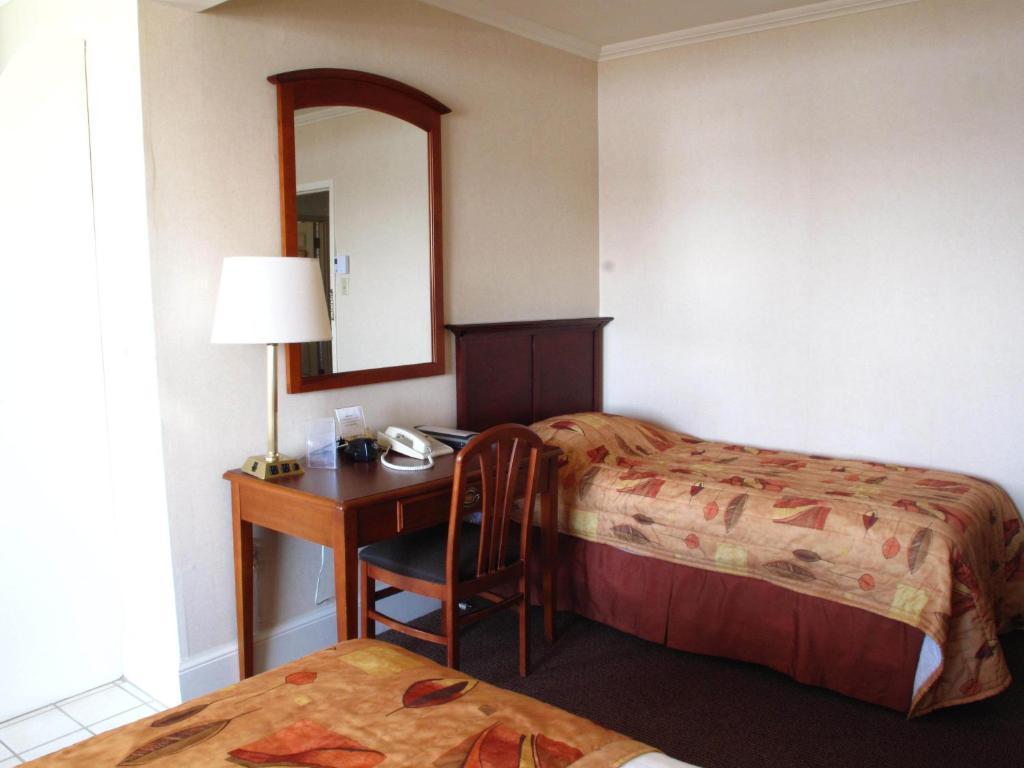 Brigantine Inn Lunenburg Extérieur photo