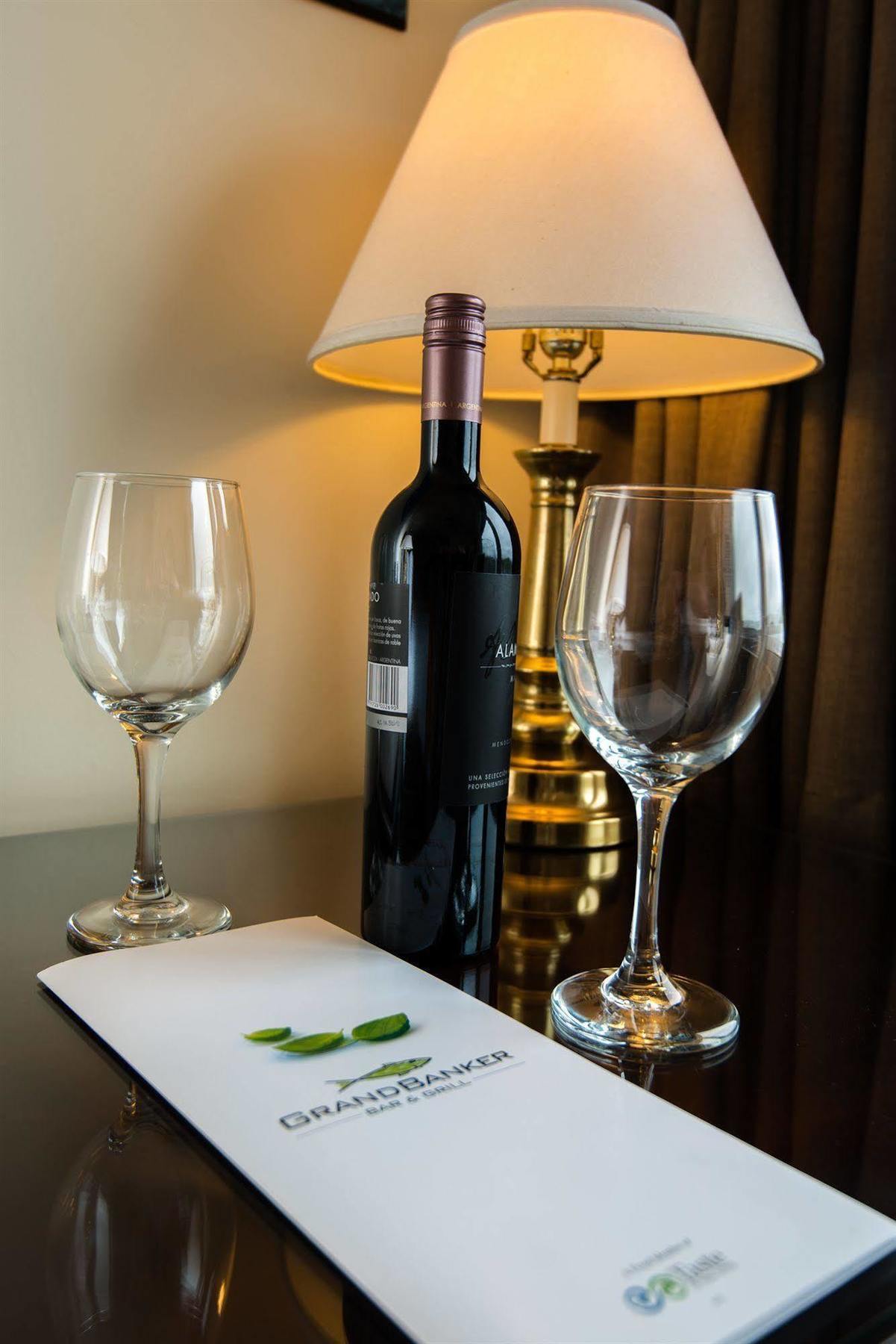 Brigantine Inn Lunenburg Extérieur photo